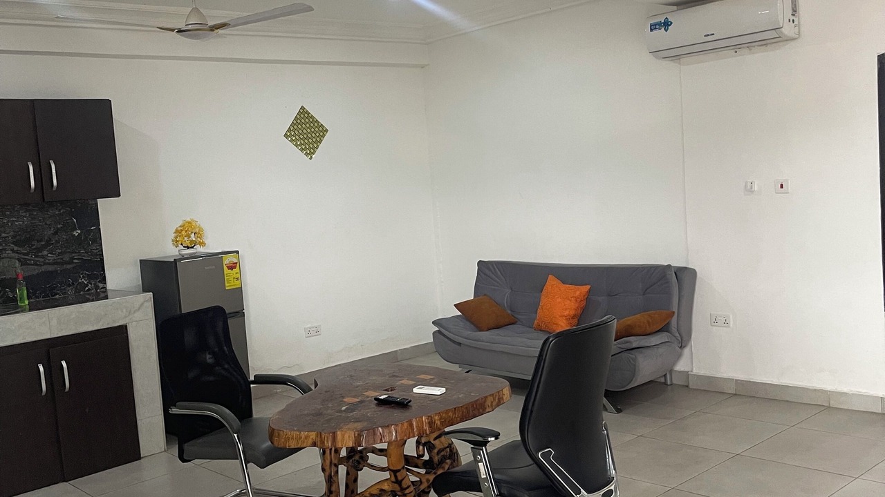 Photo of Livingroom in Teshie