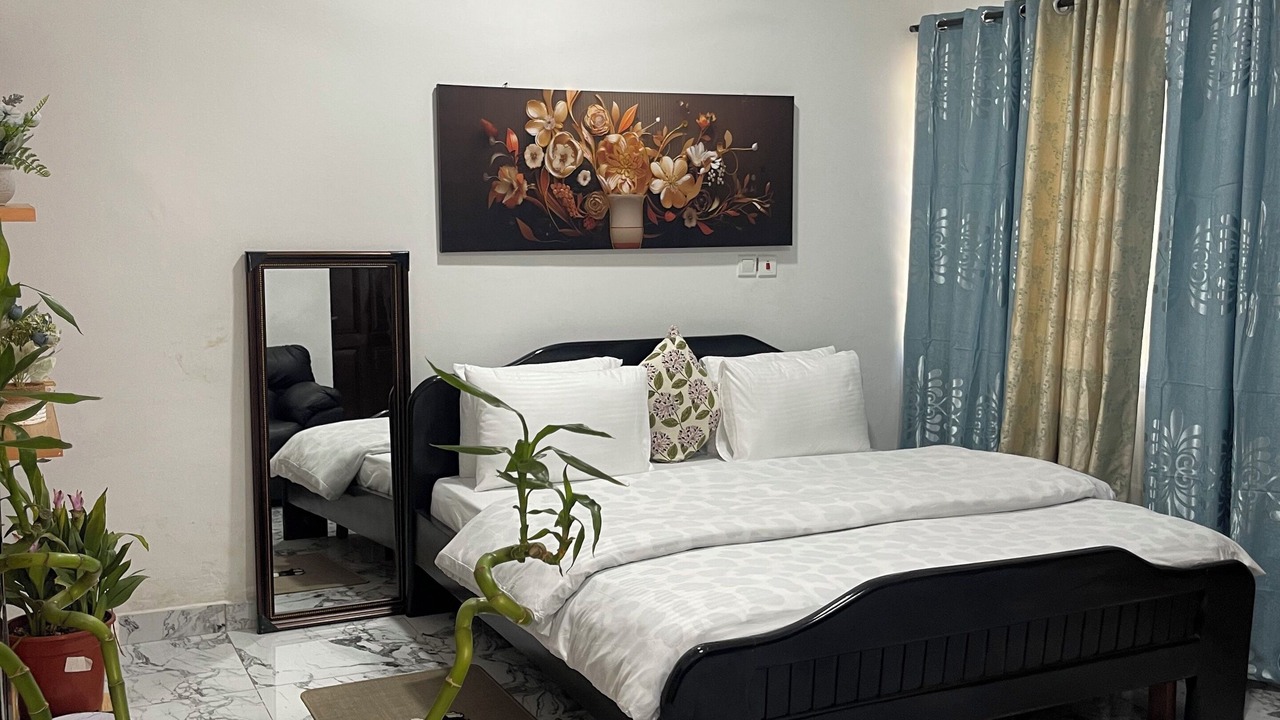 Photo of Bedroom in Teshie