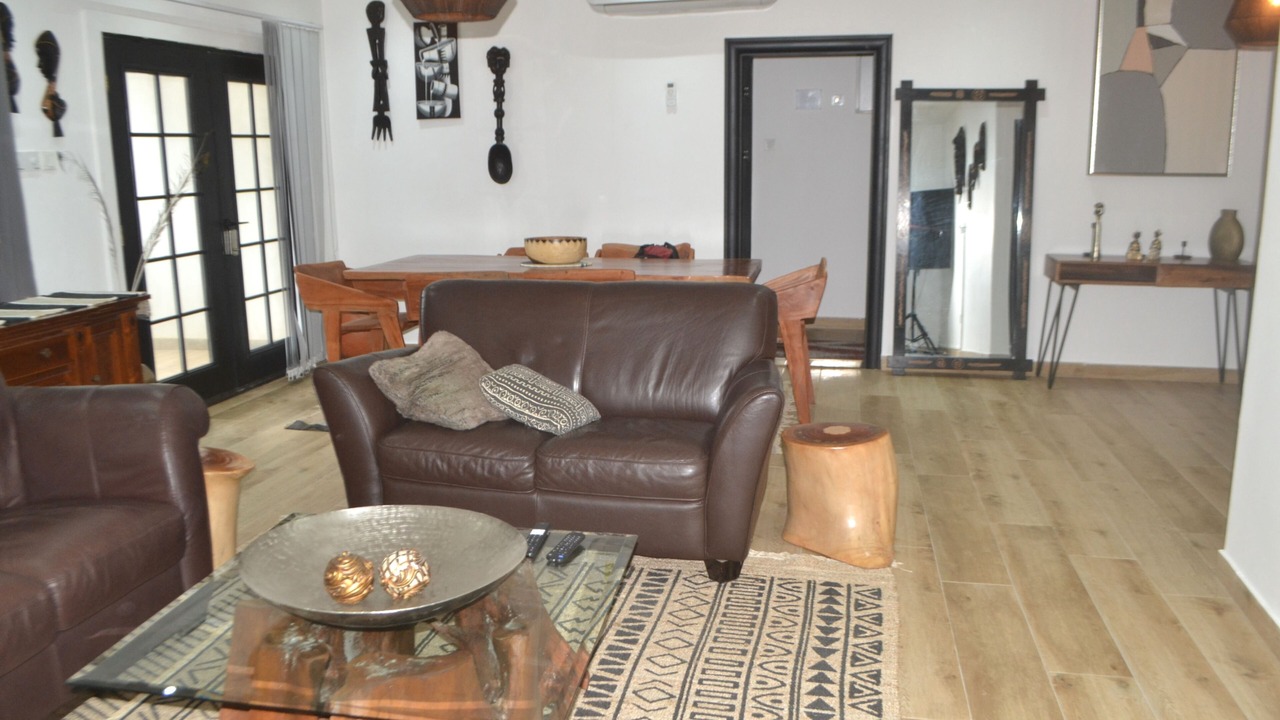Photo of Livingroom in West Ridge
