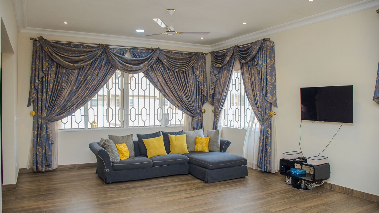 Photo of Livingroom in Tema