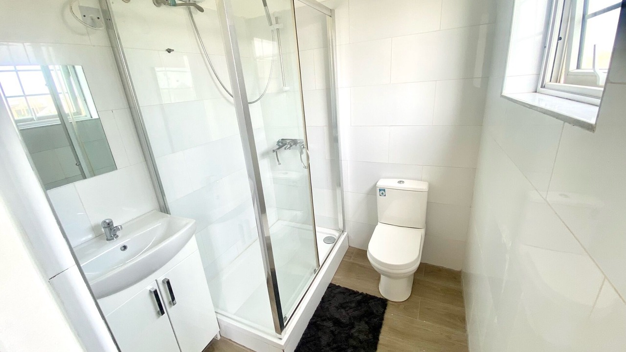 Photo of Bathroom in Santeo
