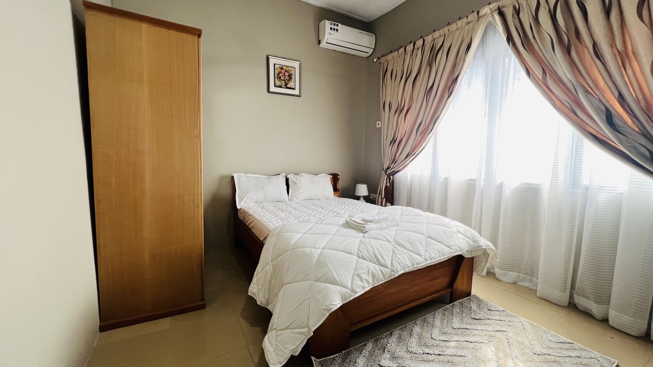 Photo of Bedroom in Osu