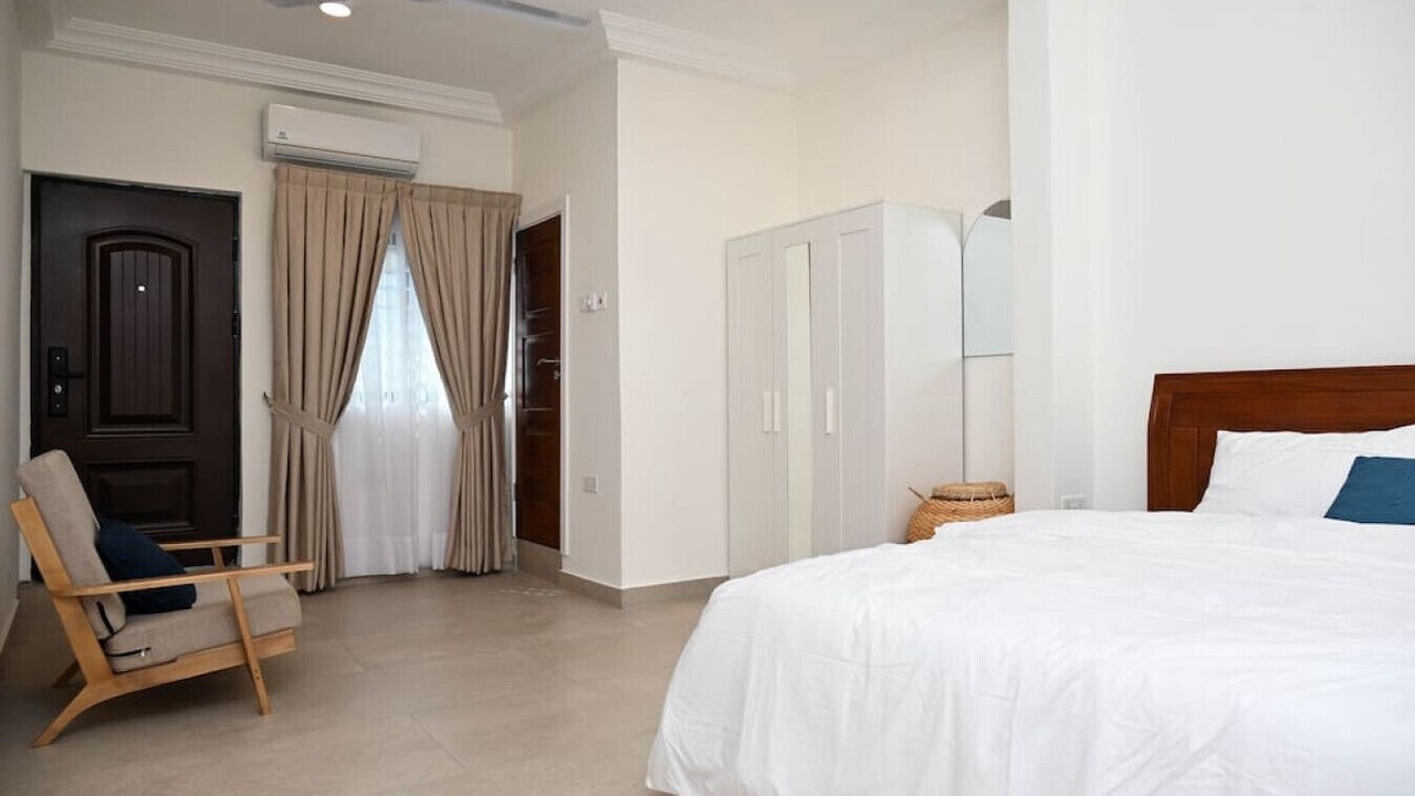Photo of Bedroom in Osu