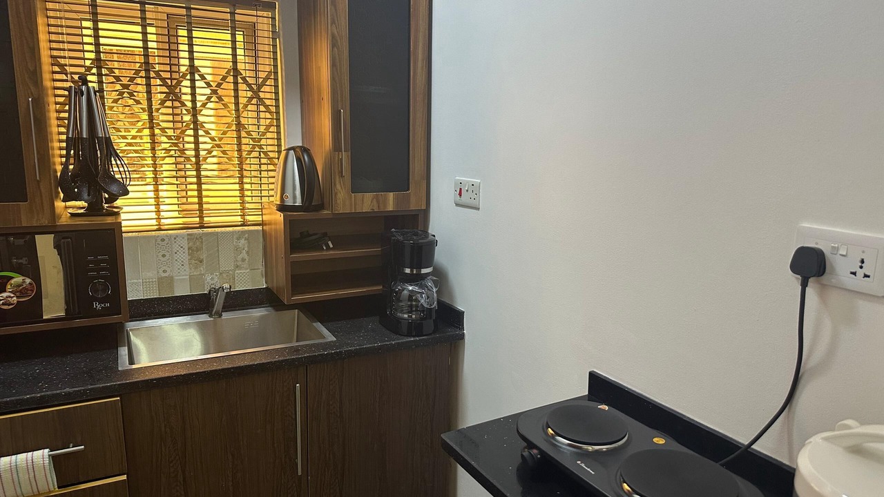 Photo of Kitchen in Labadi