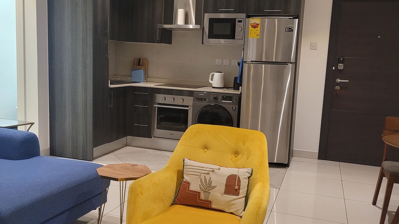 Photo of Livingroom in Cantonments