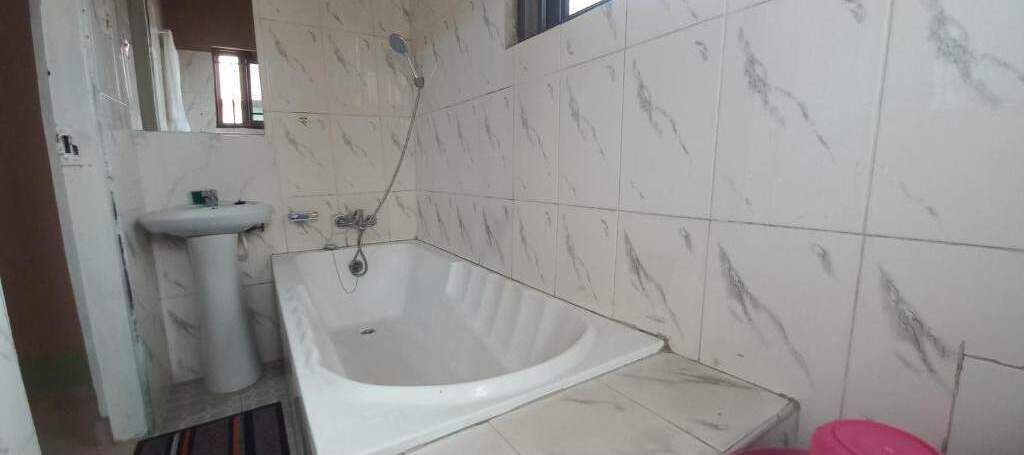 Photo of Bathroom in Asylum Down