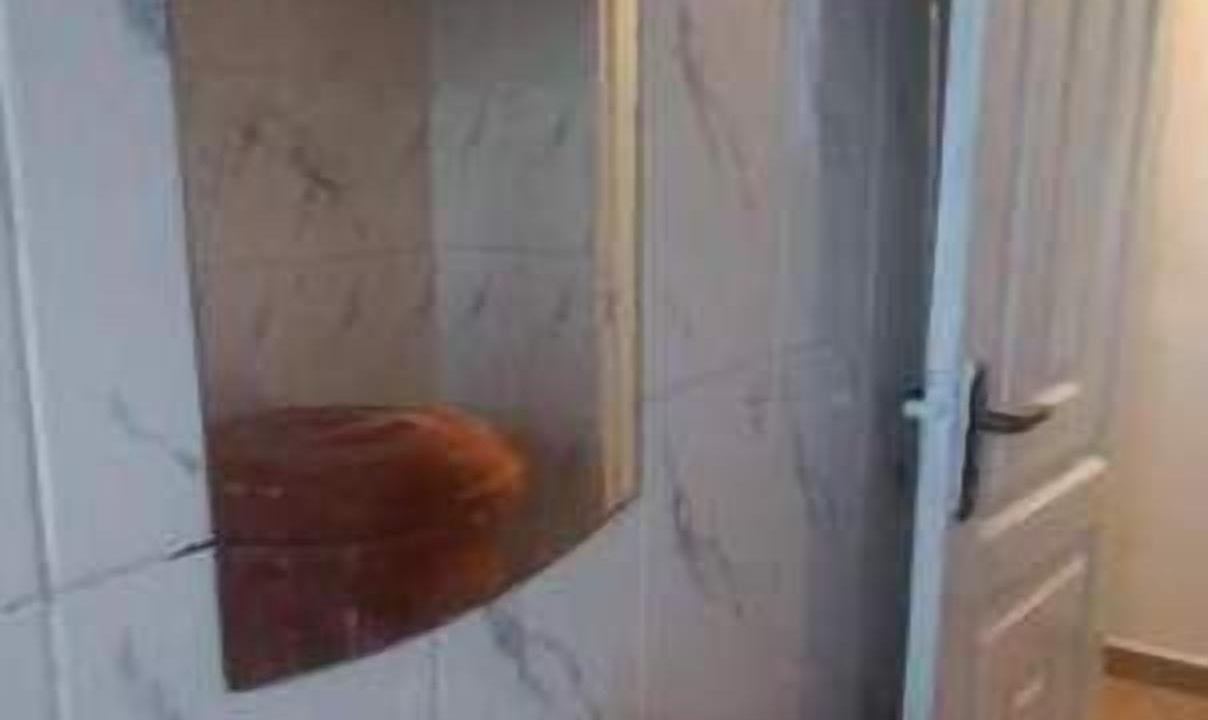 Photo of Bathroom in Asylum Down