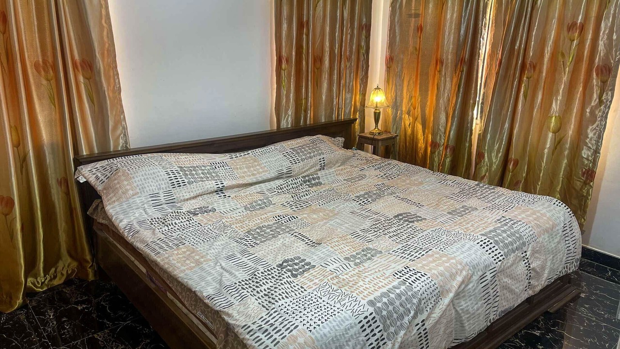 Photo of Bedroom in Adentan