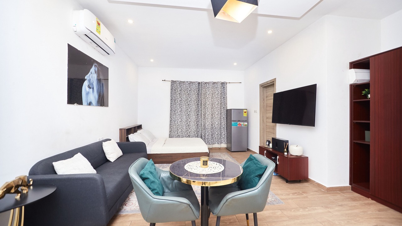 Photo of Livingroom in East Legon
