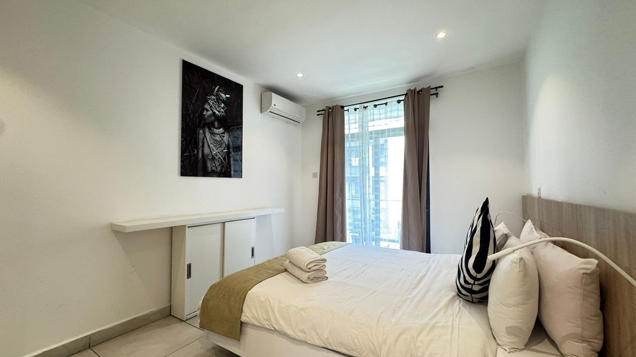 Photo of Bedroom in Roman Ridge