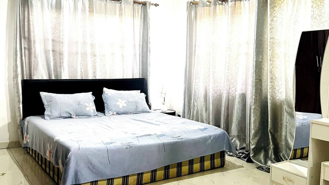 Photo of Bedroom in Sekondi-Takoradi
