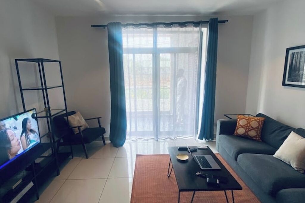 Photo of Livingroom in Cantonments