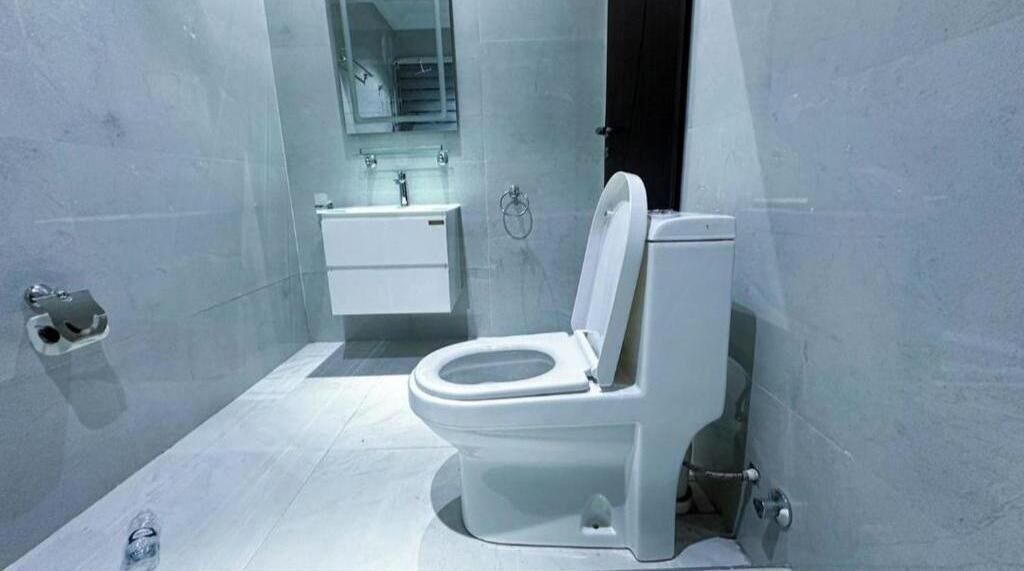 Photo of Bathroom in Sekondi-Takoradi