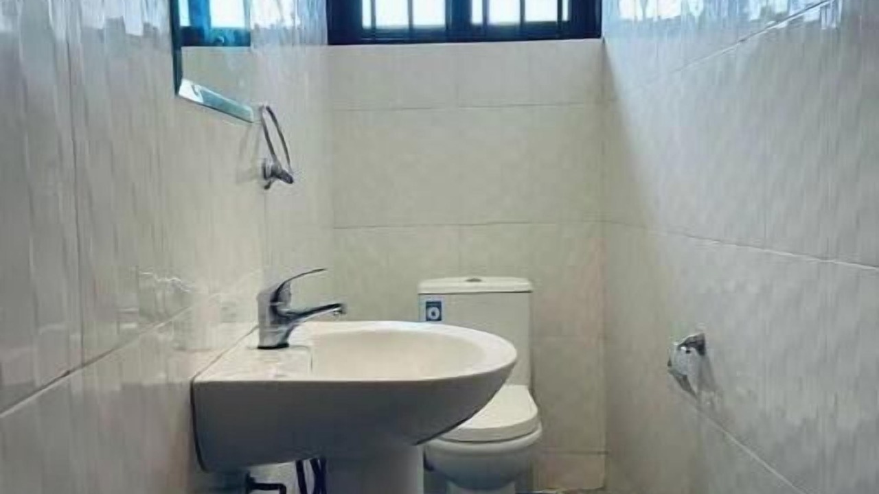 Photo of Bathroom in Adenta