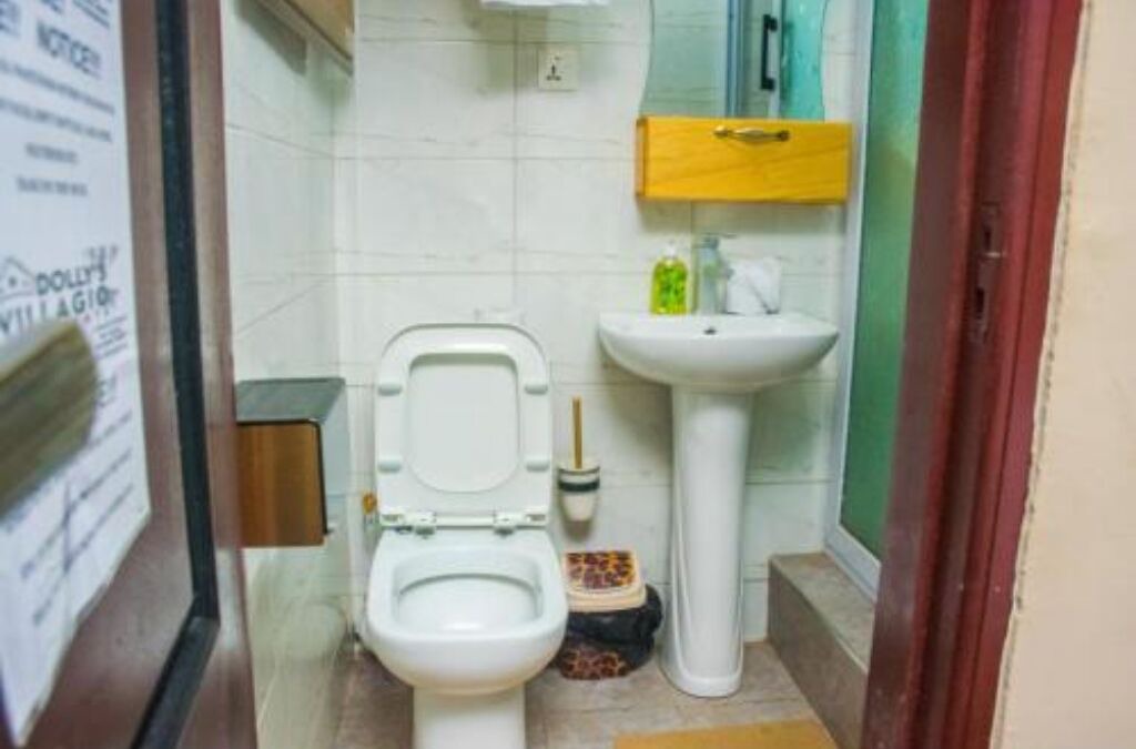 Photo of Bathroom in Sekondi-Takoradi