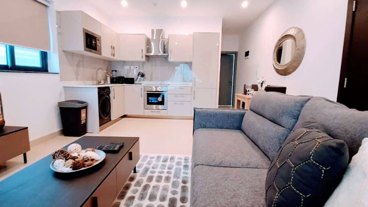 Photo of Livingroom in Labone