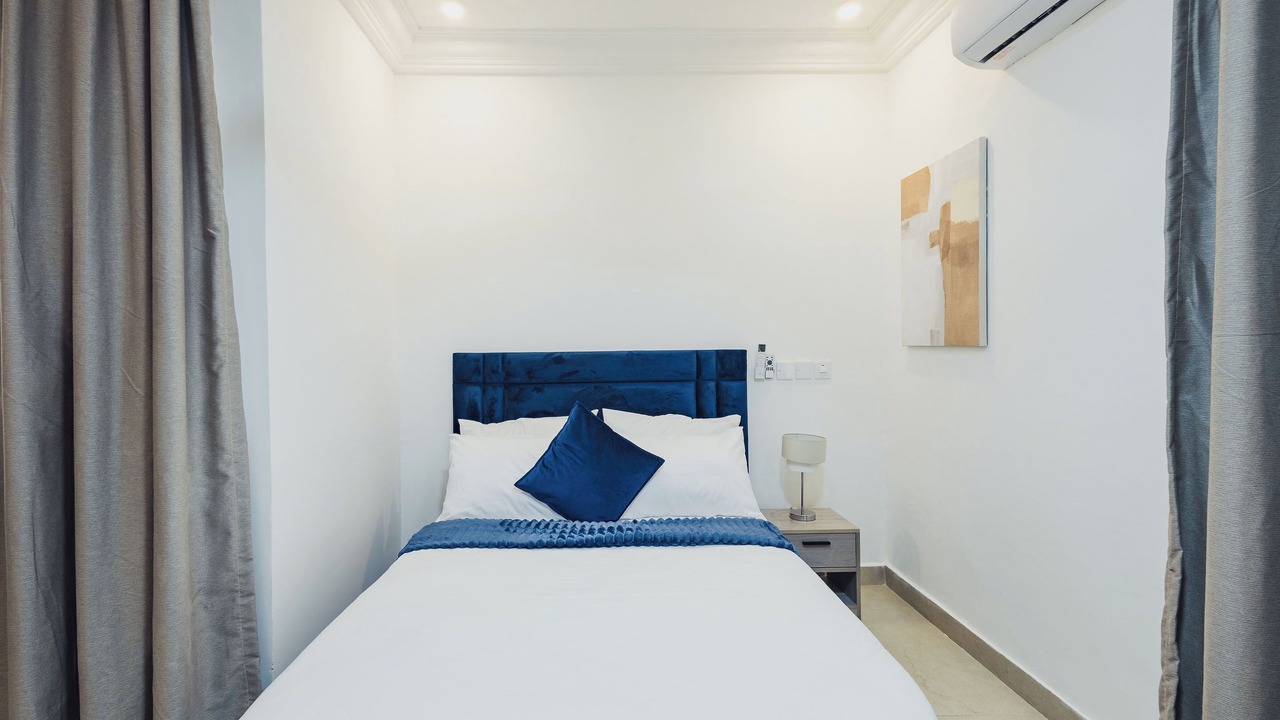 Photo of Bedroom in Sekondi-Takoradi