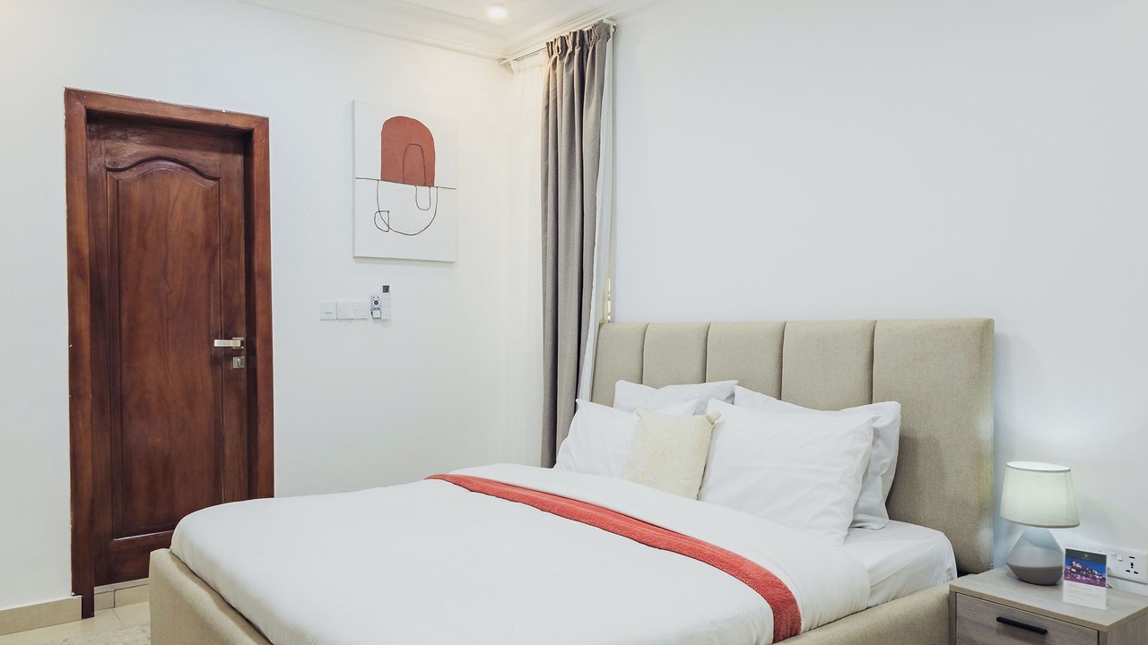 Photo of Bedroom in Sekondi-Takoradi