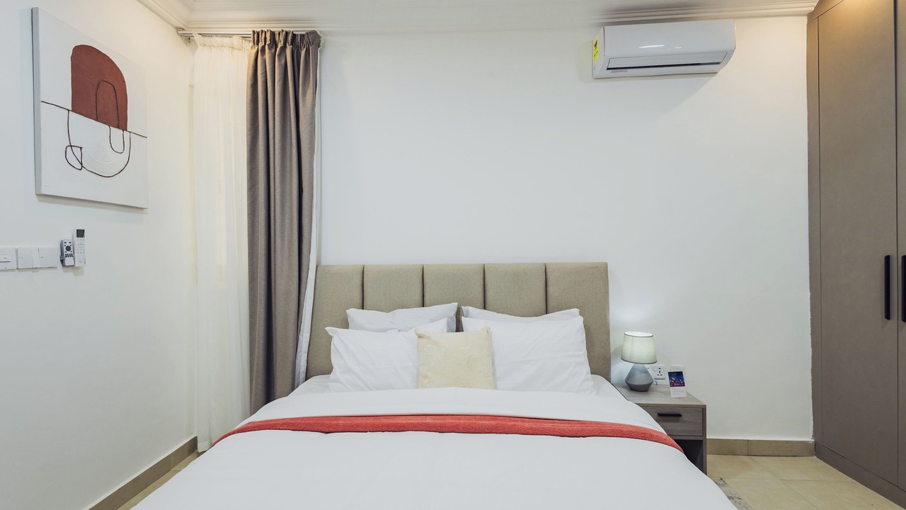 Photo of Bedroom in Sekondi-Takoradi