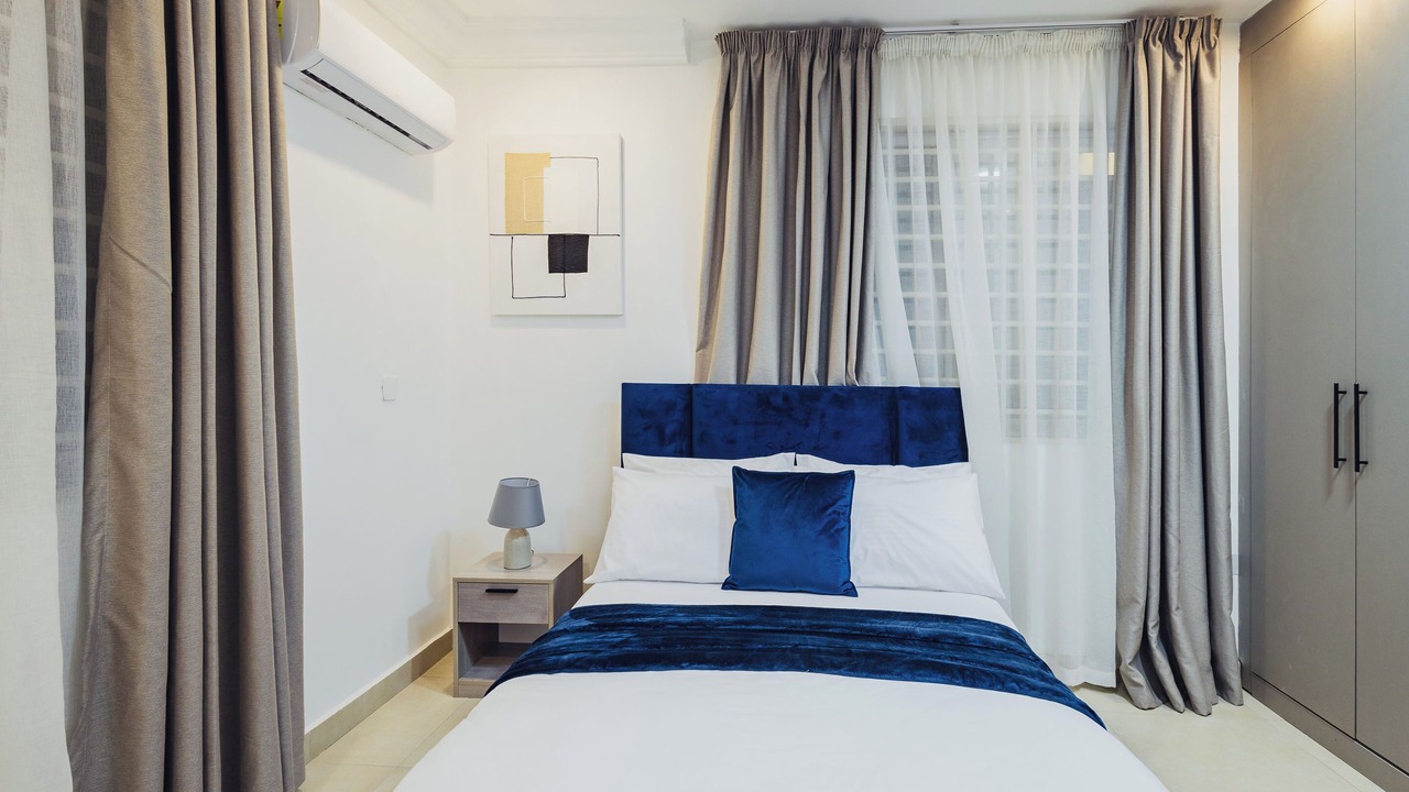 Photo of Bedroom in Sekondi-Takoradi