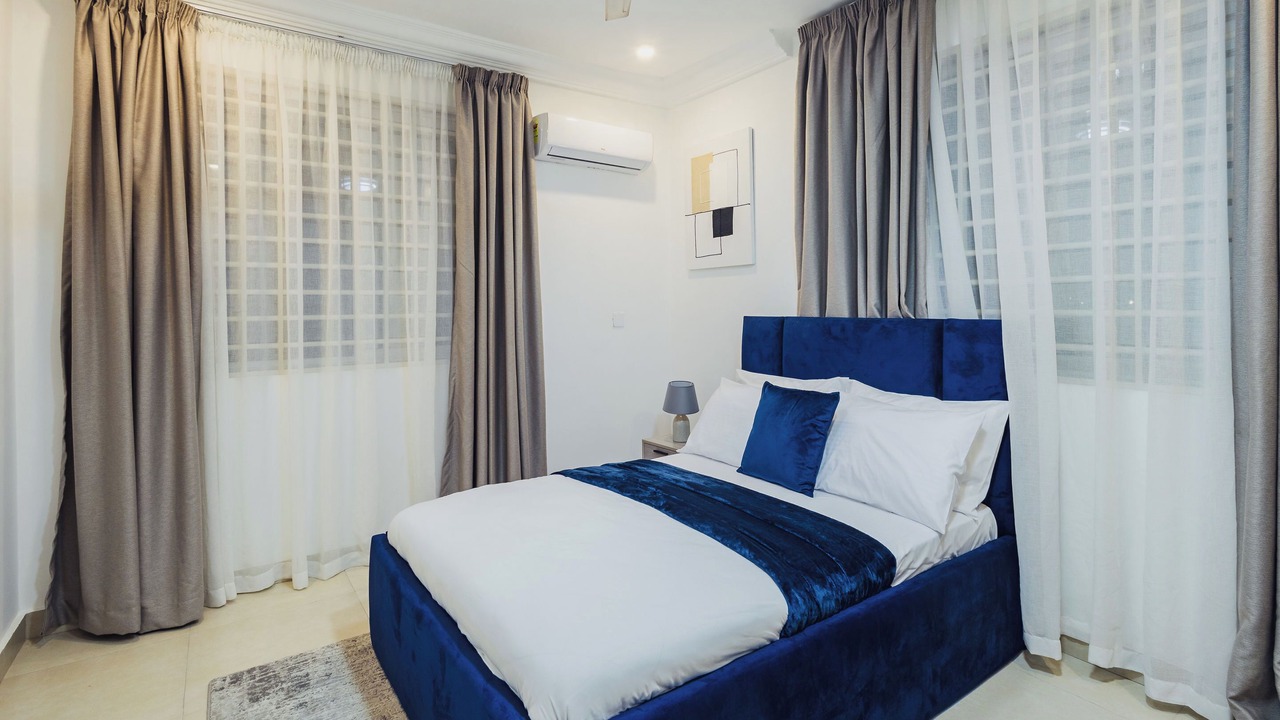 Photo of Bedroom in Sekondi-Takoradi