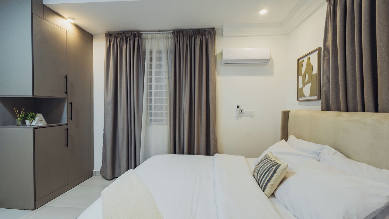 Photo of Bedroom in Sekondi-Takoradi