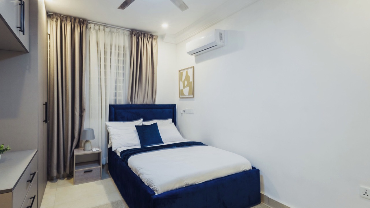 Photo of Bedroom in Sekondi-Takoradi