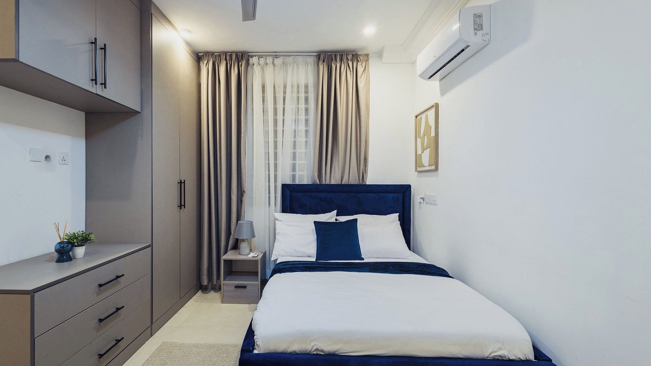 Photo of Bedroom in Sekondi-Takoradi