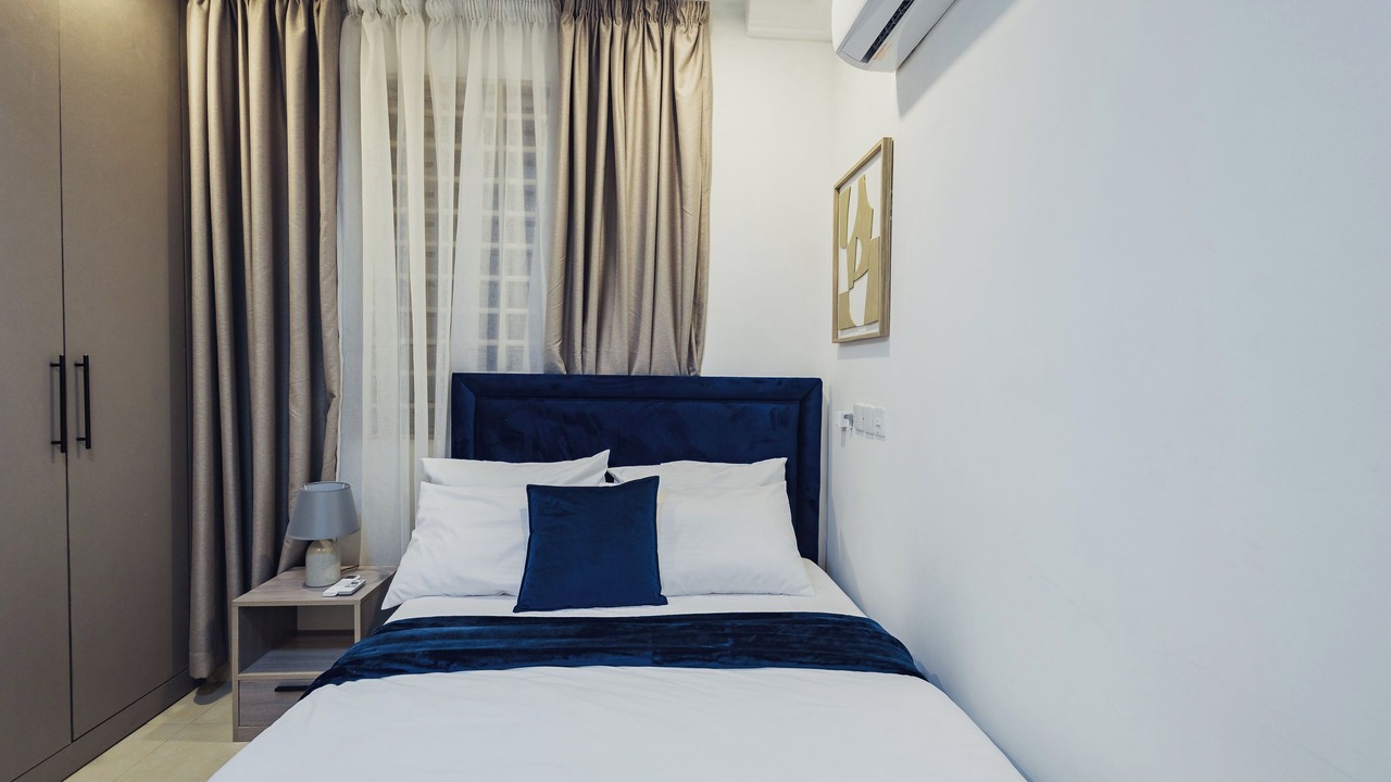 Photo of Bedroom in Sekondi-Takoradi