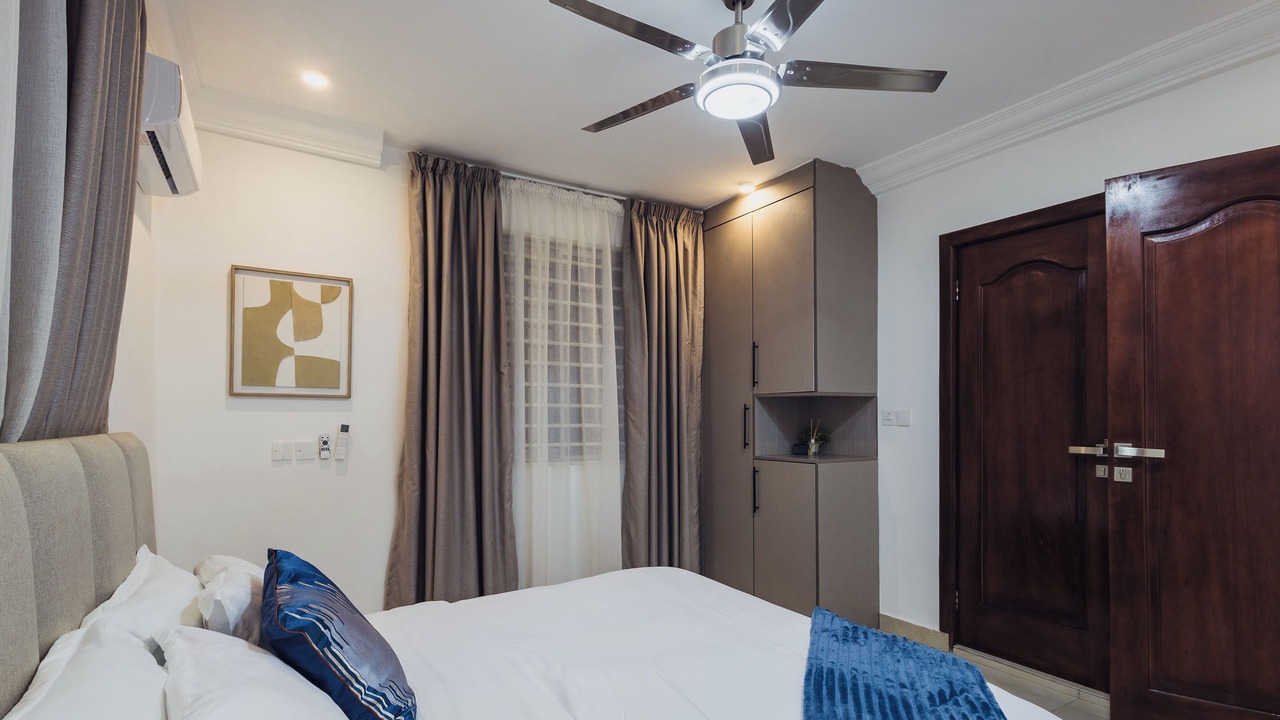 Photo of Bedroom in Sekondi-Takoradi