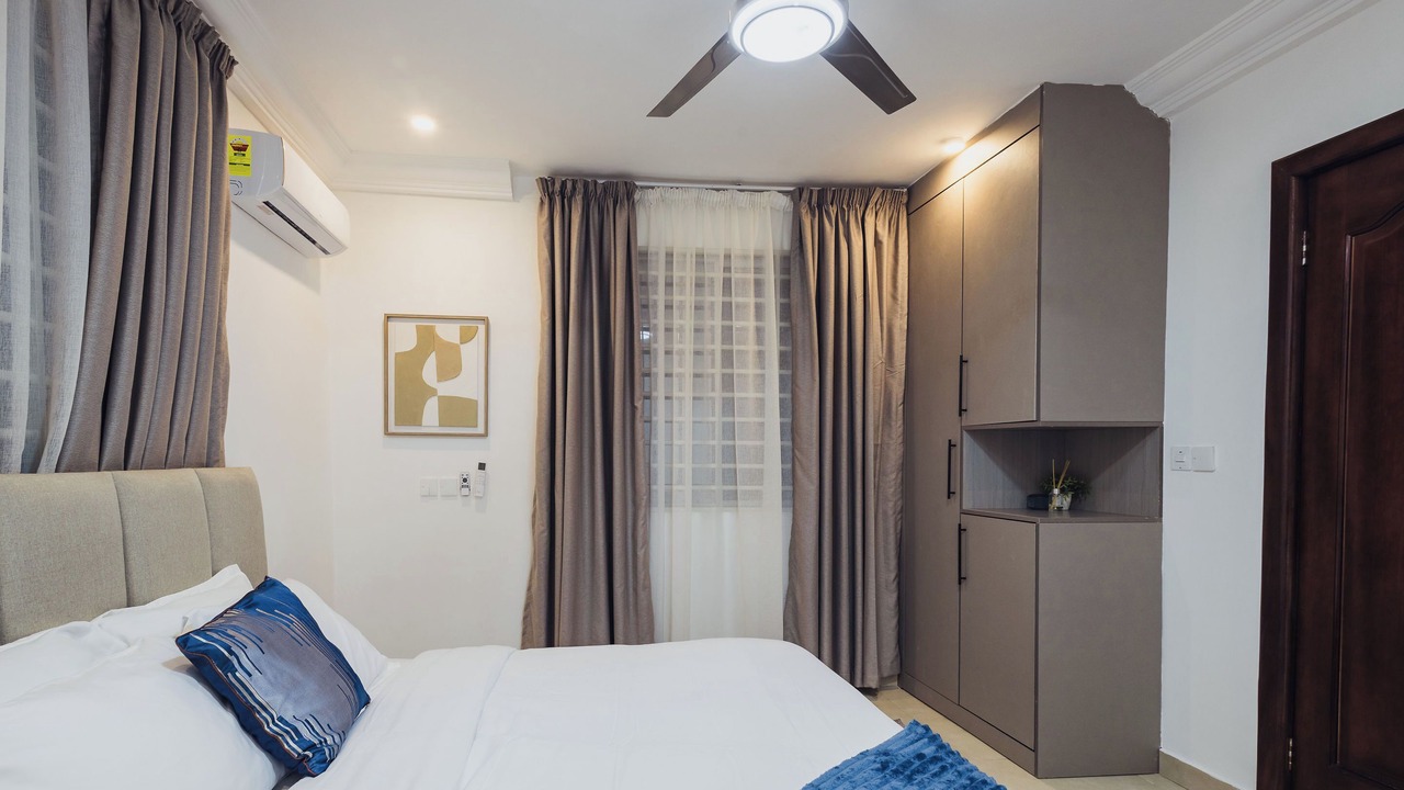 Photo of Bedroom in Sekondi-Takoradi