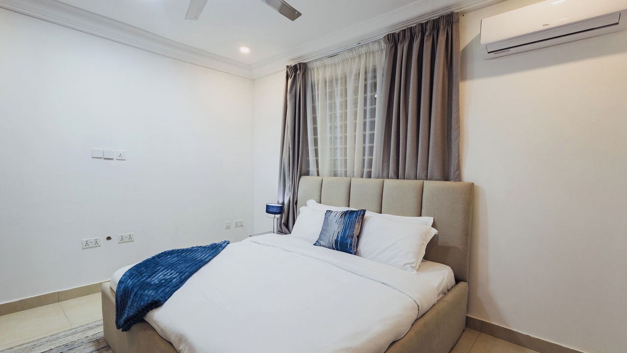 Photo of Bedroom in Sekondi-Takoradi
