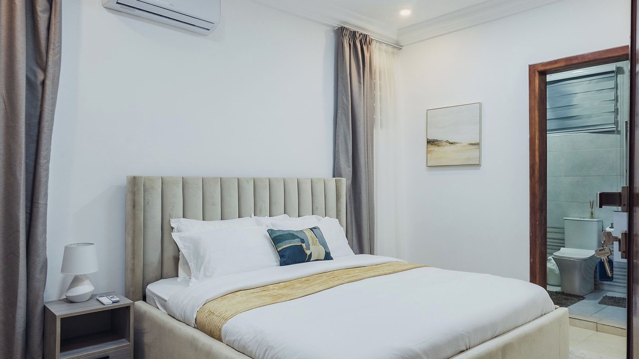 Photo of Bedroom in Sekondi-Takoradi