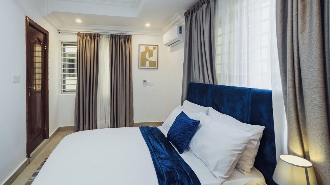 Photo of Bedroom in Sekondi-Takoradi