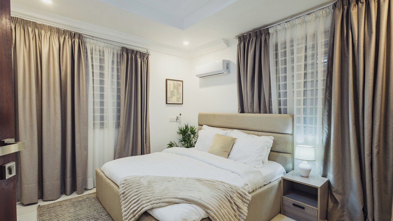 Photo of Bedroom in Sekondi-Takoradi