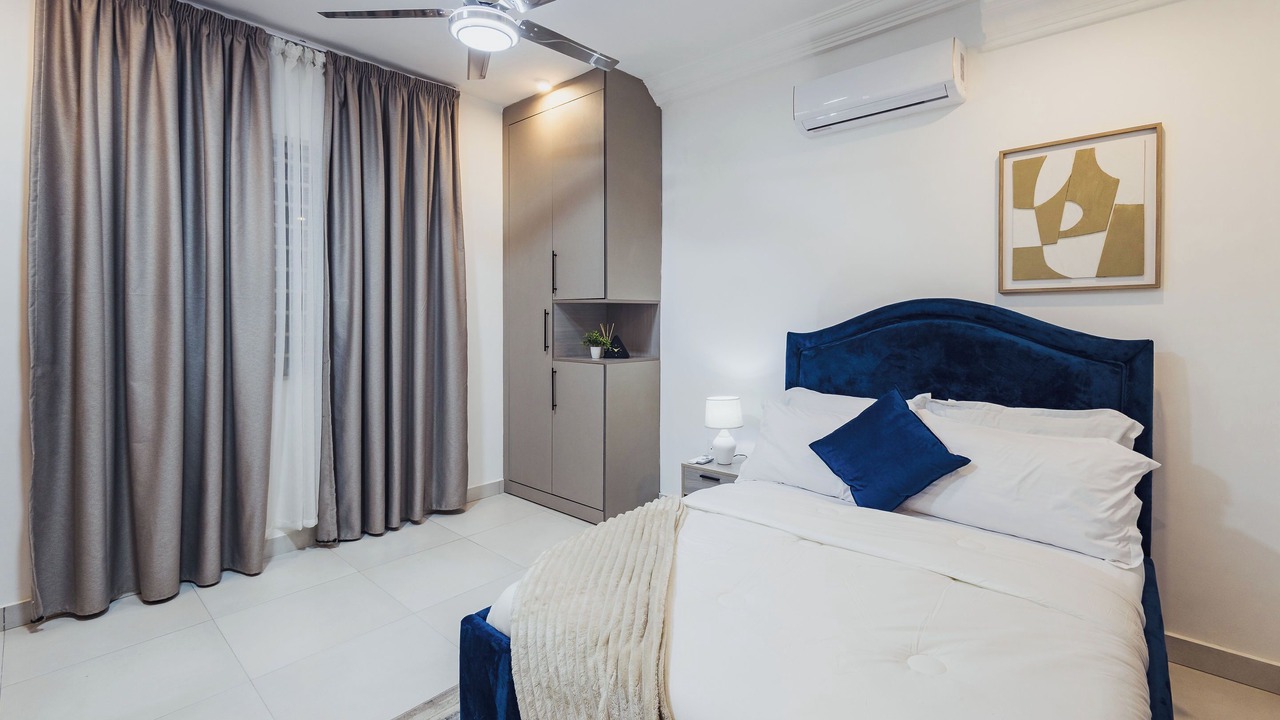 Photo of Bedroom in Sekondi-Takoradi