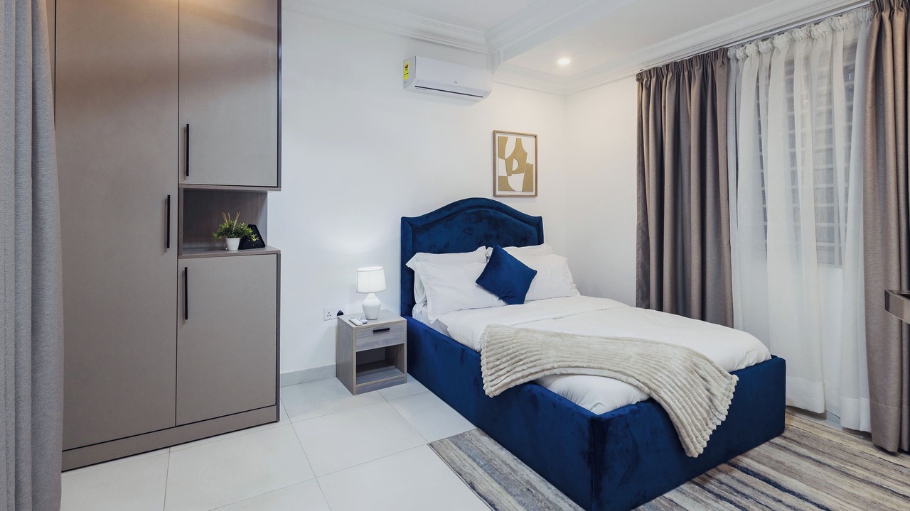 Photo of Bedroom in Sekondi-Takoradi