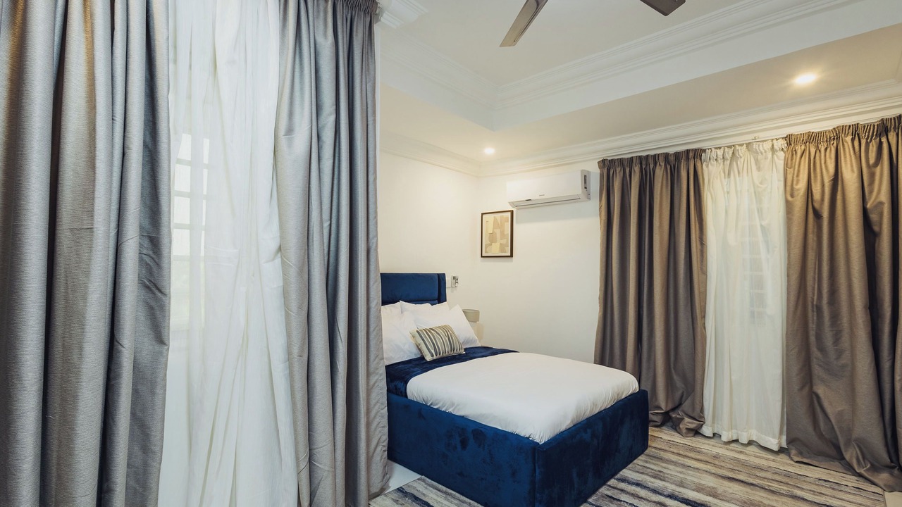 Photo of Bedroom in Sekondi-Takoradi