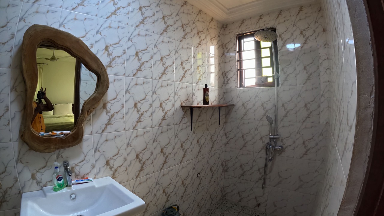 Photo of Bathroom in Accra