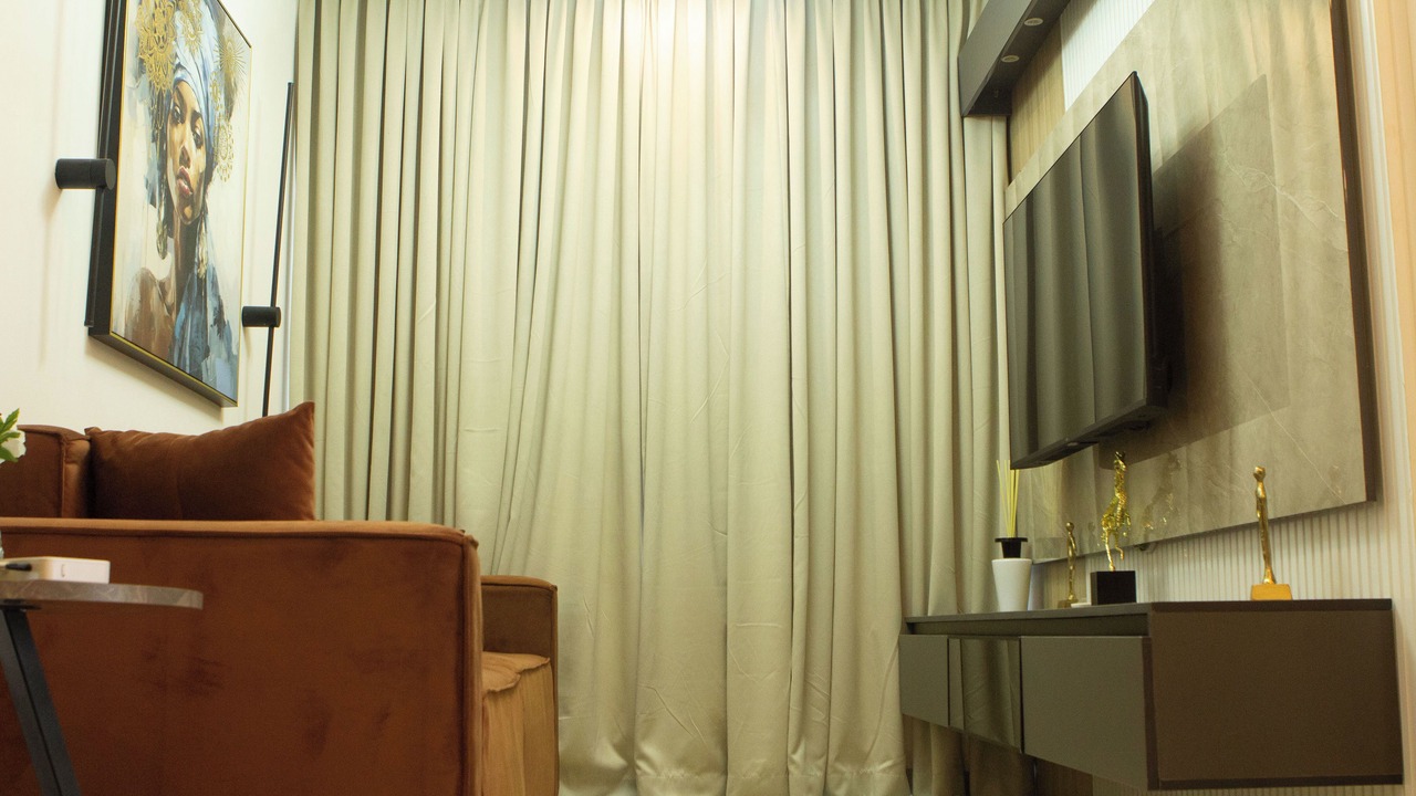 Photo of Livingroom in Roman Ridge