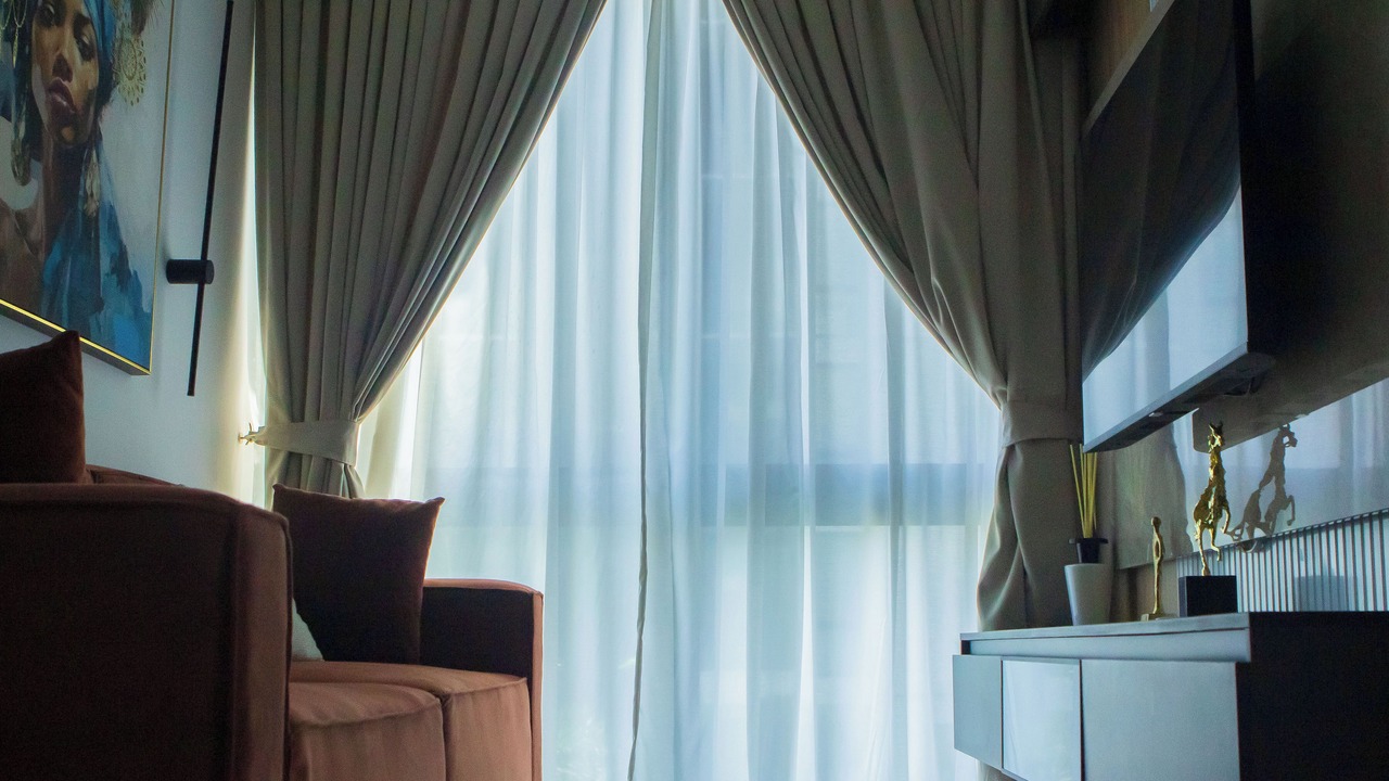 Photo of Livingroom in Roman Ridge