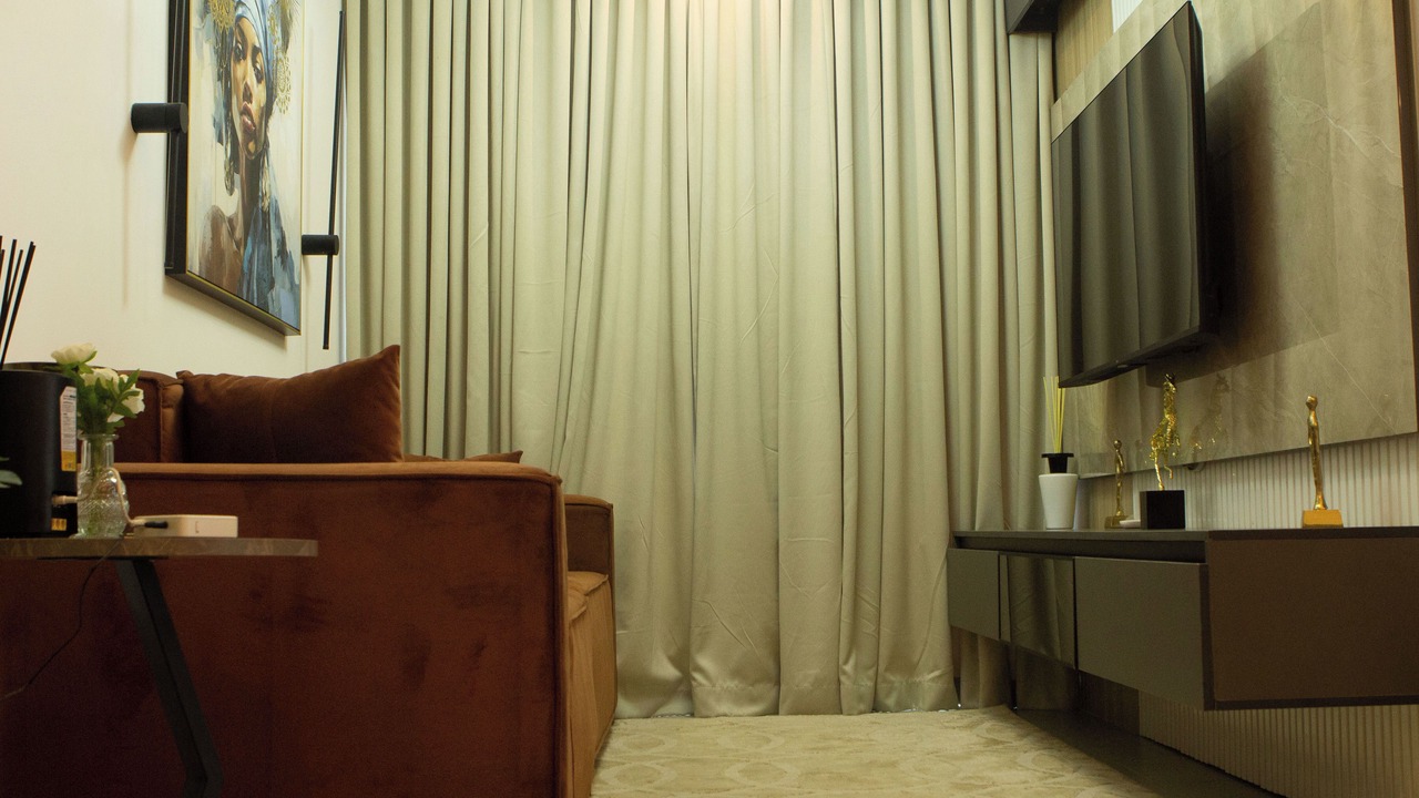 Photo of Livingroom in Roman Ridge