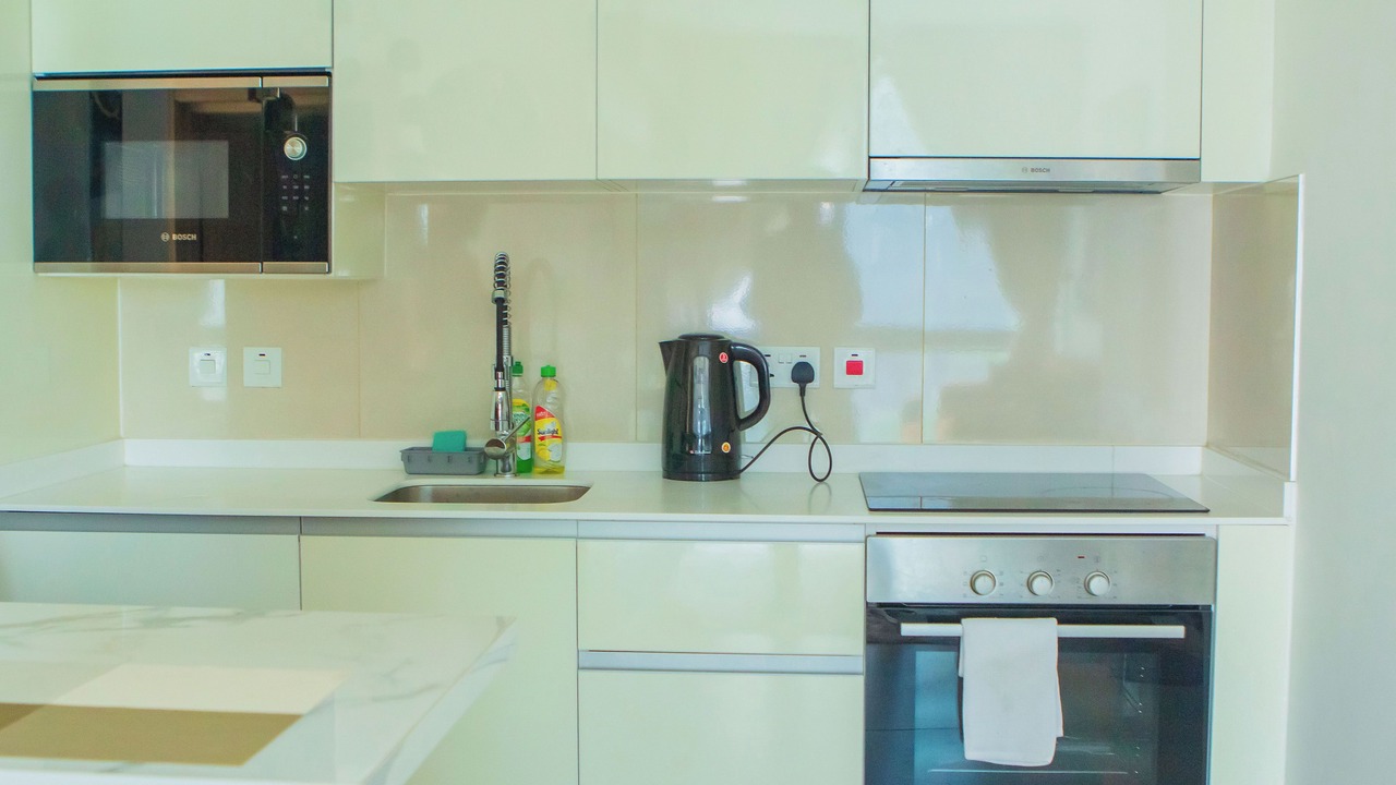 Photo of Kitchen in Roman Ridge