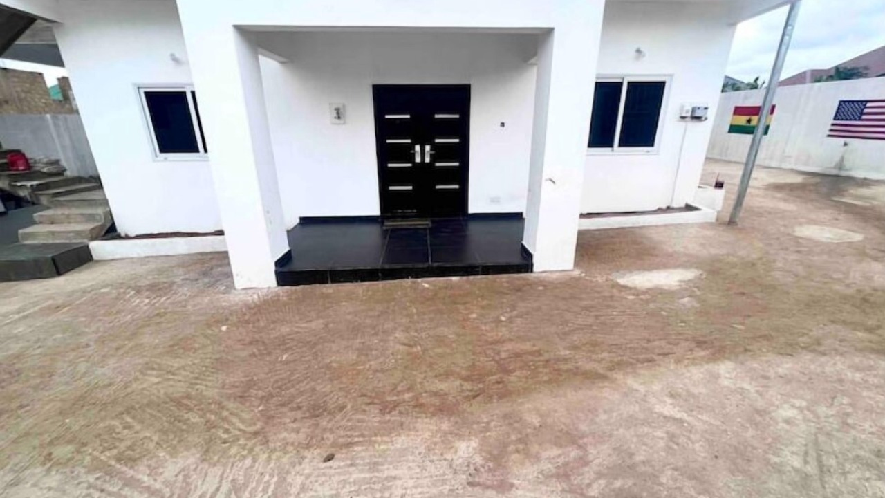 Photo of Outdoor in Tema