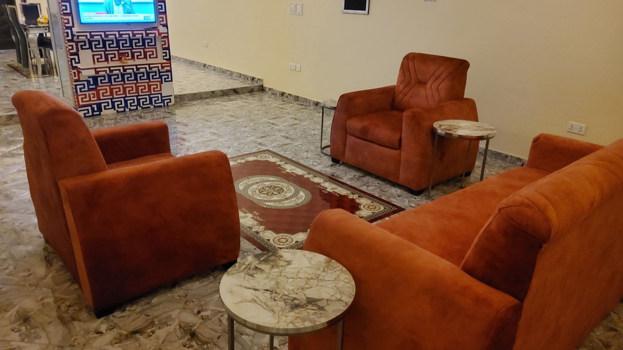 Photo of Livingroom in Adentan