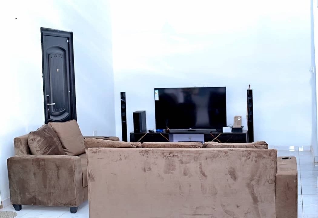 Photo of Livingroom in Tema