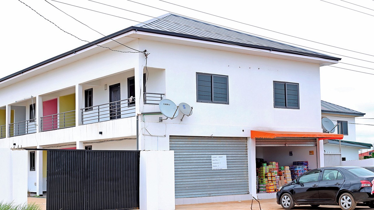 Photo of Outdoor in Tema