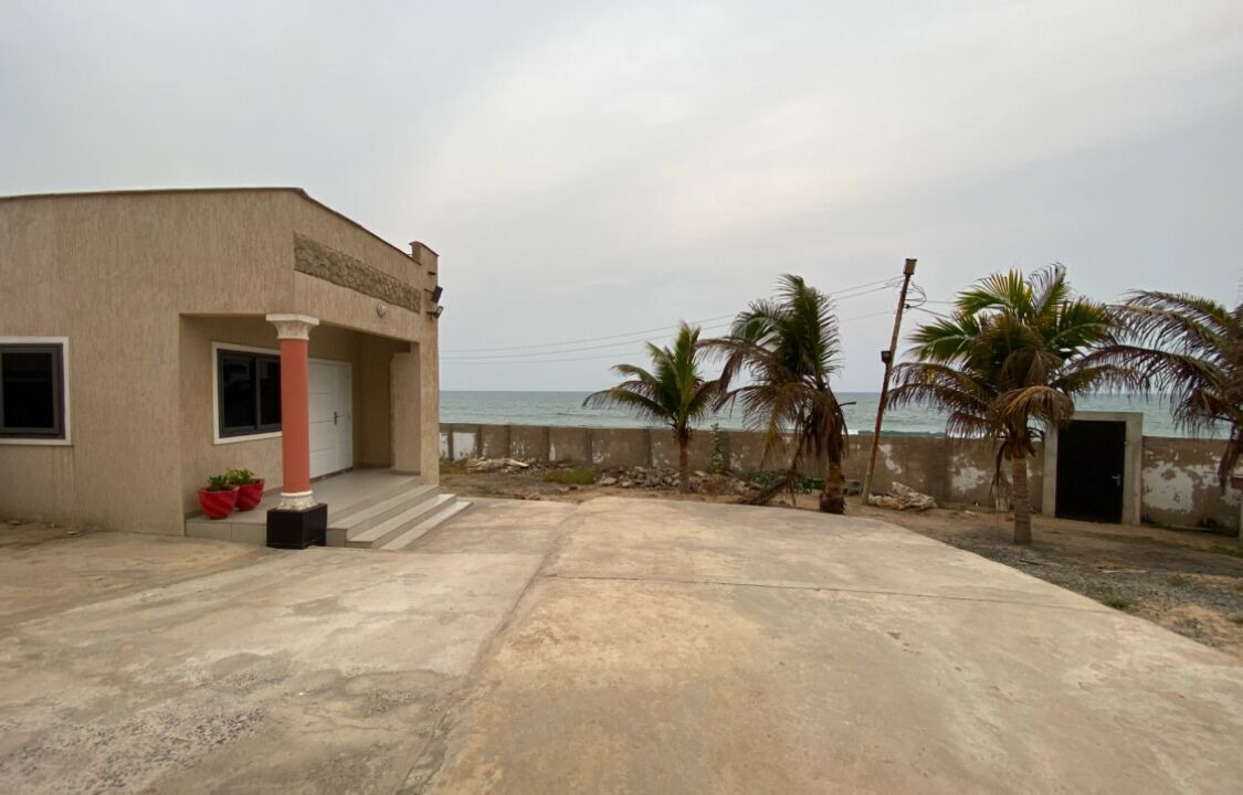 Photo of Outdoor in Kokomlemle
