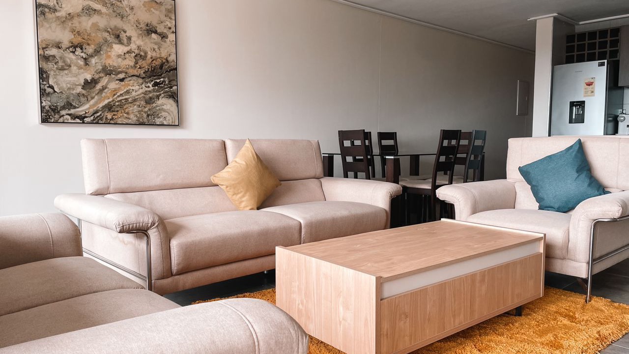 Photo of Livingroom in North Ridge