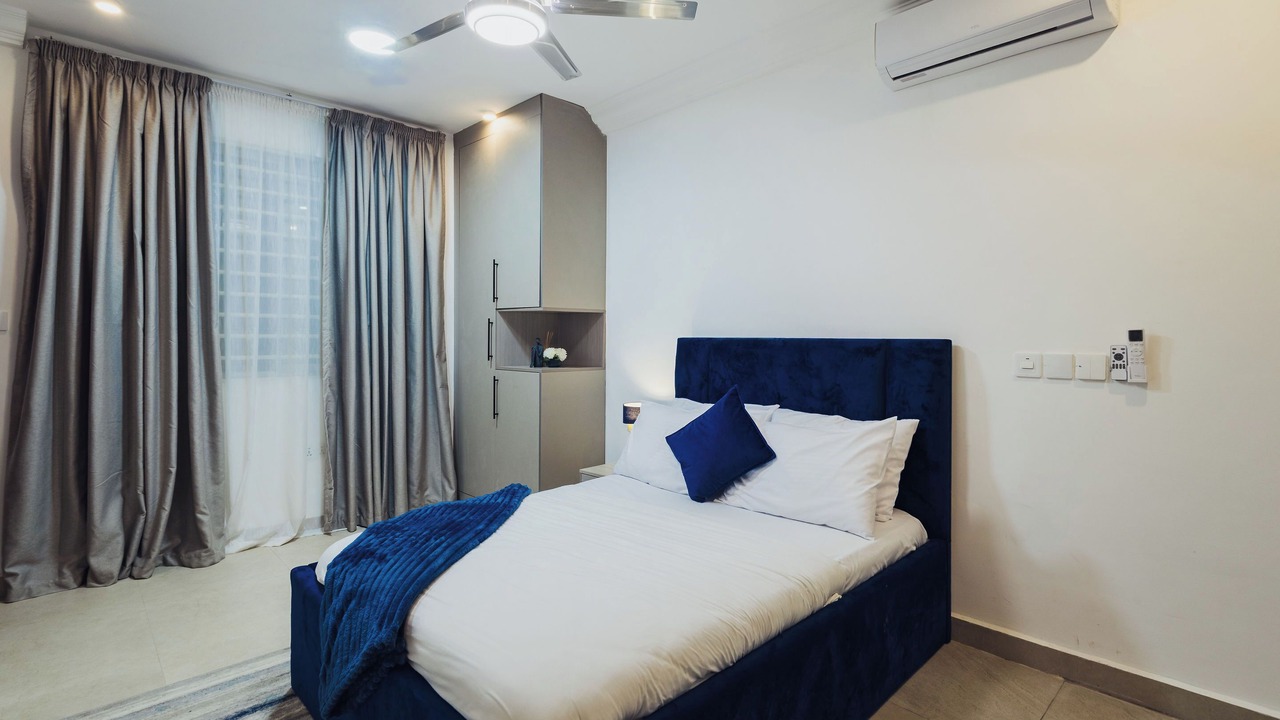 Photo of Bedroom in Sekondi-Takoradi